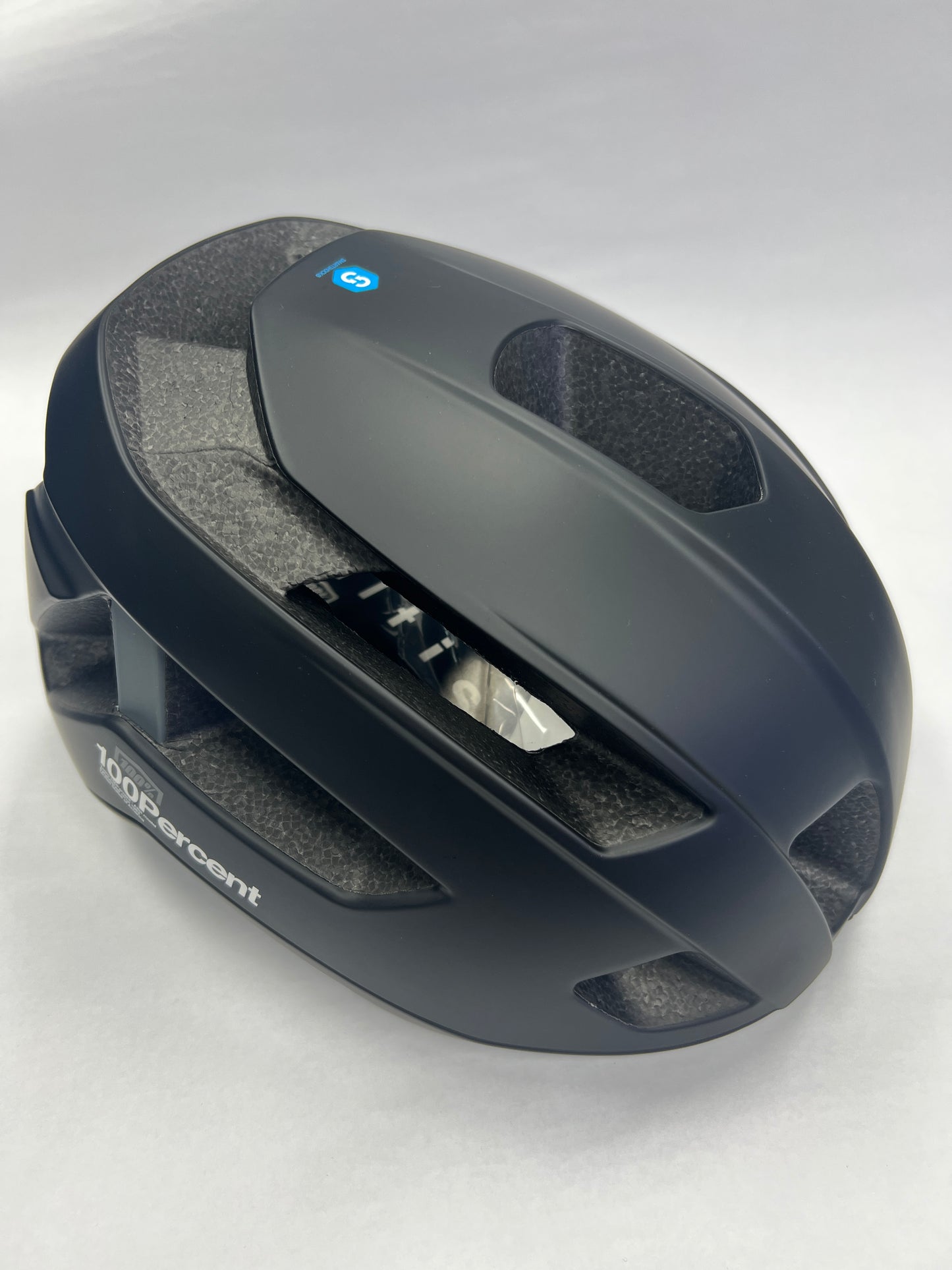Casco 100% Altis Gravel Negro